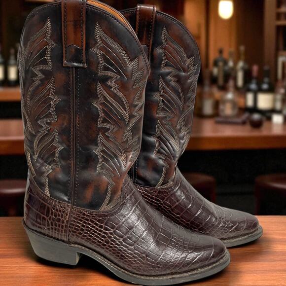 Men's Size 9.5 LAREDO 68059 Brown Leather Crocodile Embossed Western Boots EUC - Picture 1 of 14